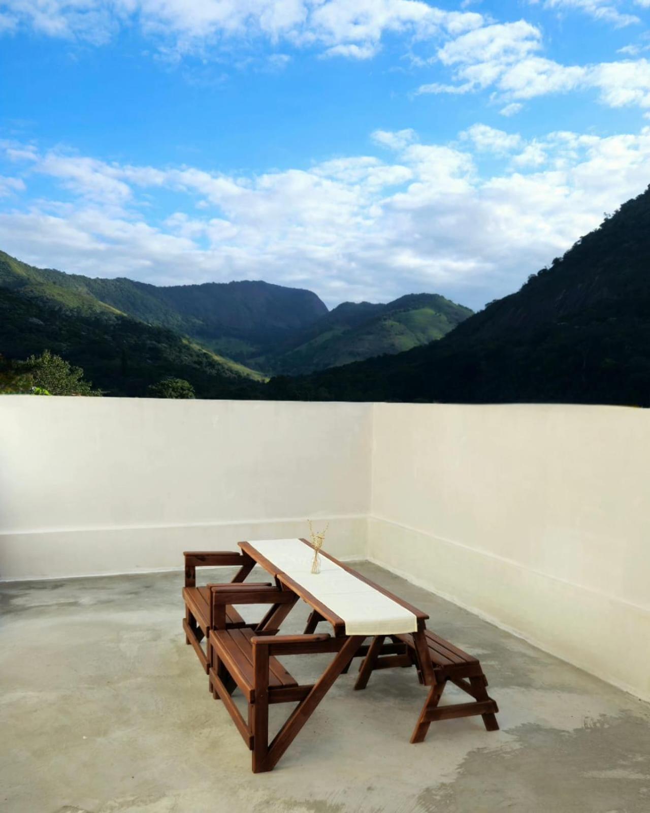 Cantinho Na Serra - Apartamento Santa Maria Madalena Eksteriør billede